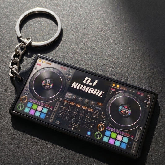 Llavero dj  negro personalizable  con nombre