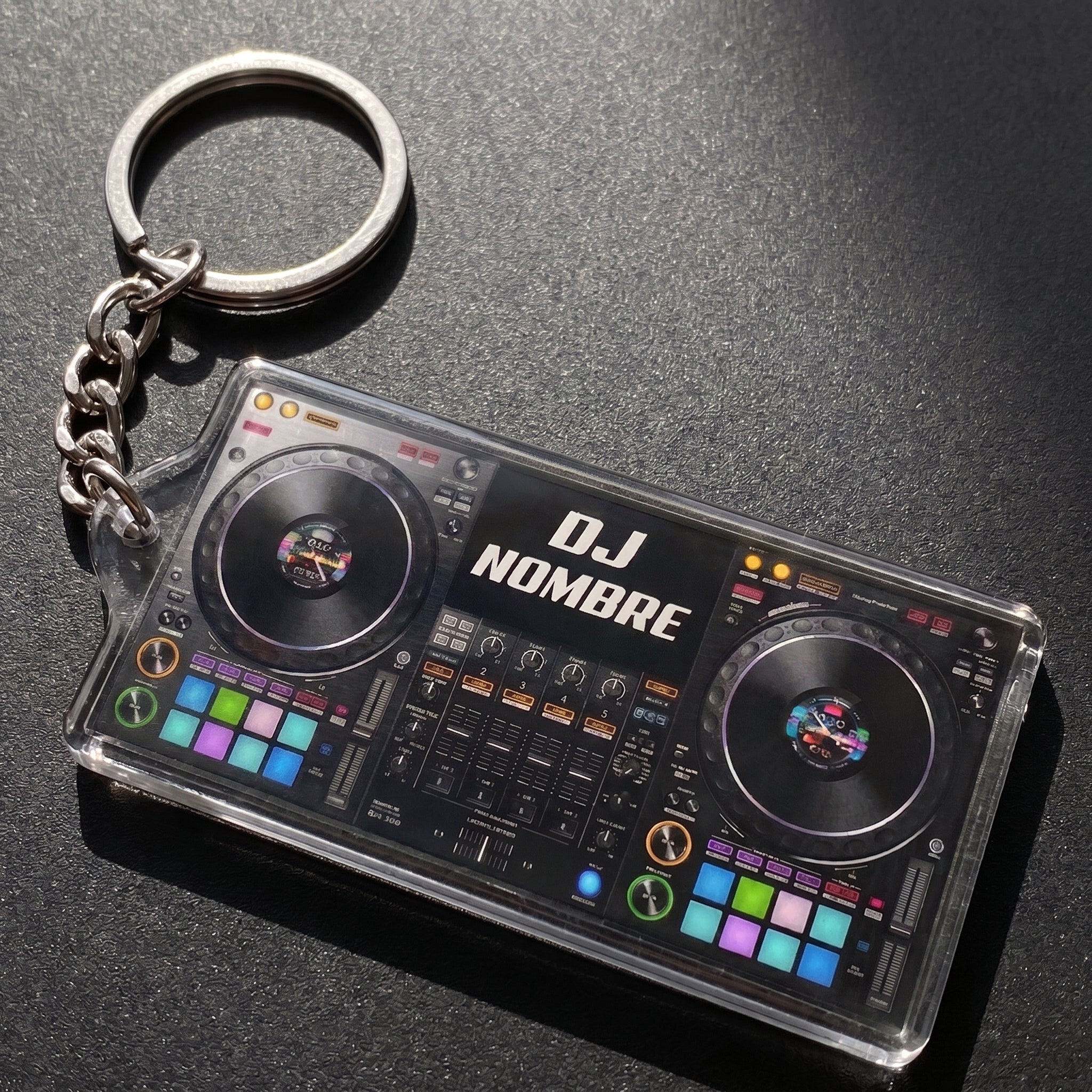 Llavero dj negro transparente personalizable  con nombre (Copia)